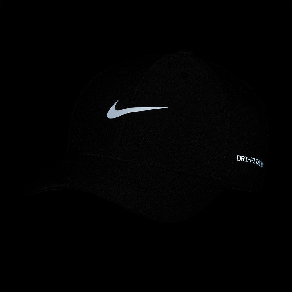 NIKE Dri-FIT ADV Club Structured Swoosh Unisex Cap Supersports Thailand
