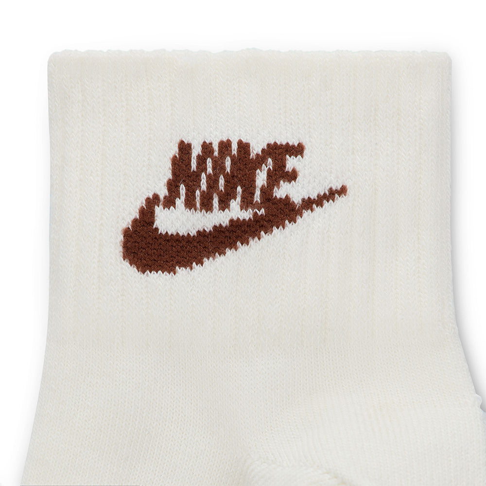NIKE Everyday Essential Unisex Training Socks (3 Pairs) - Supersports Thailand Supersports Thailand
