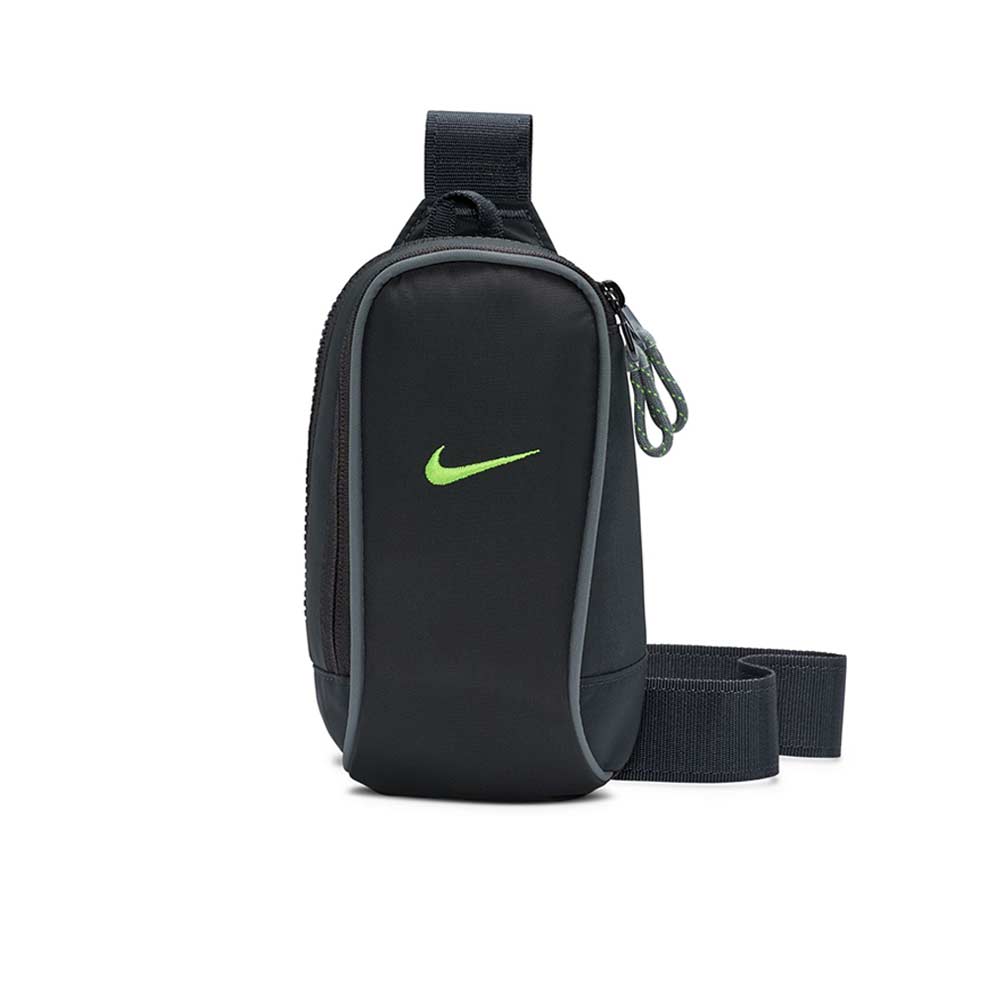 28% OFF on NIKE Sportswear Essentials Unisex Crossbody Bag SUPERSPORTS