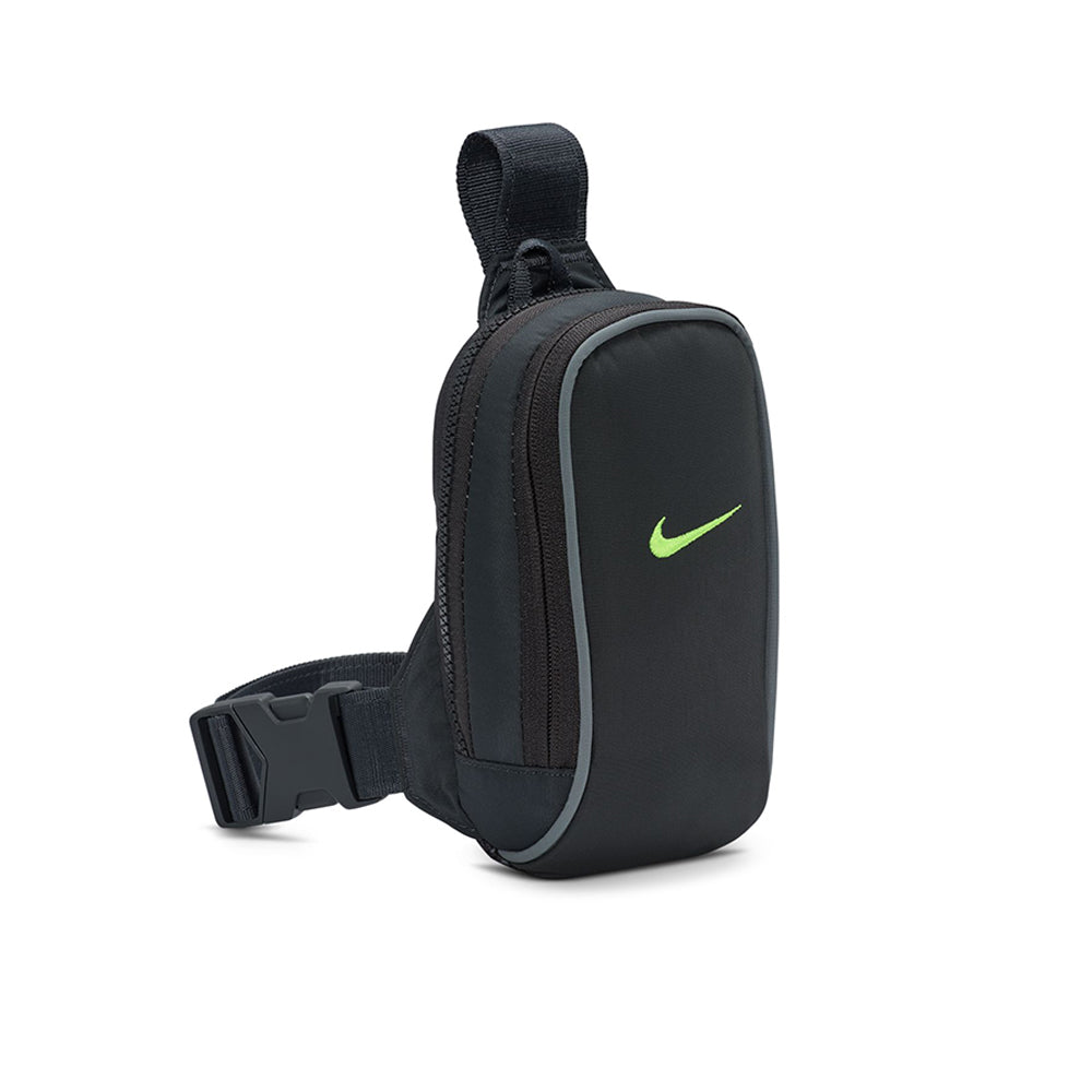 NIKE Sportswear Essentials Unisex Crossbody Bag - Supersports Thailand Supersports Thailand