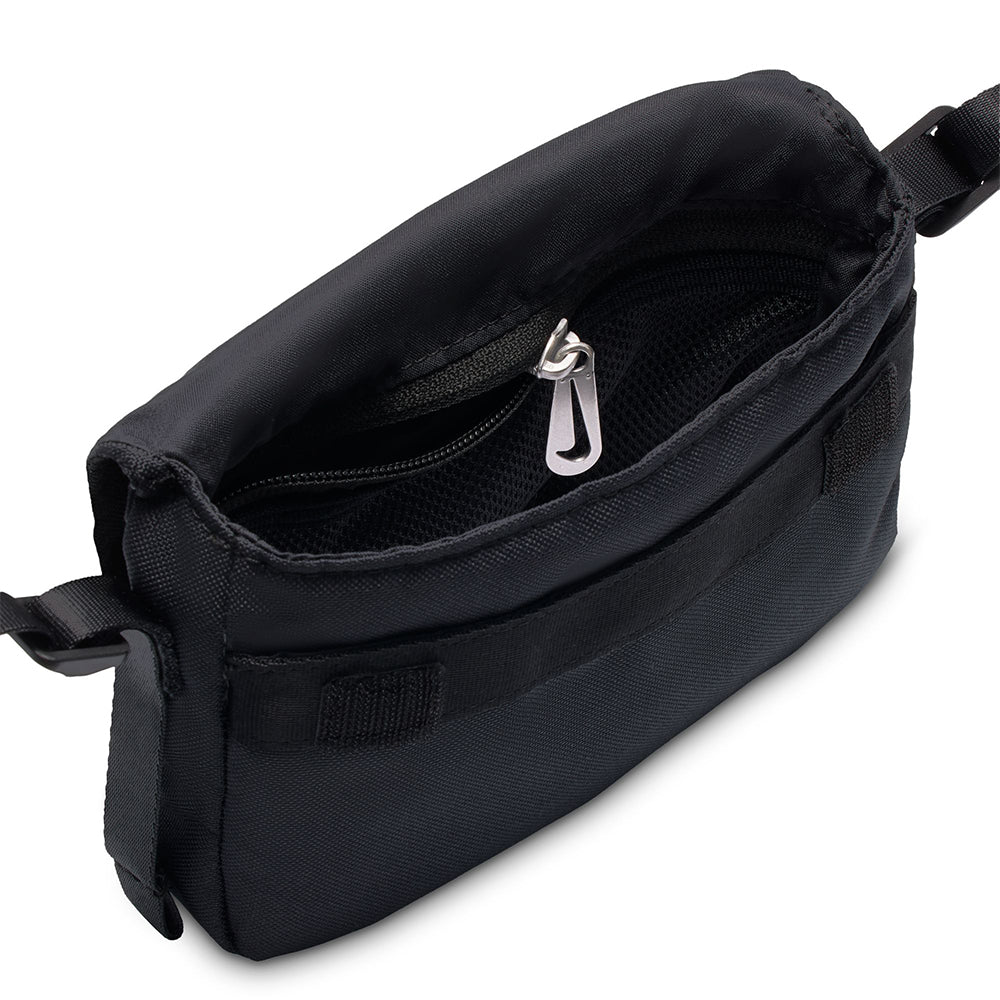 NIKE MTRL GFX Girls Crossbody Bag