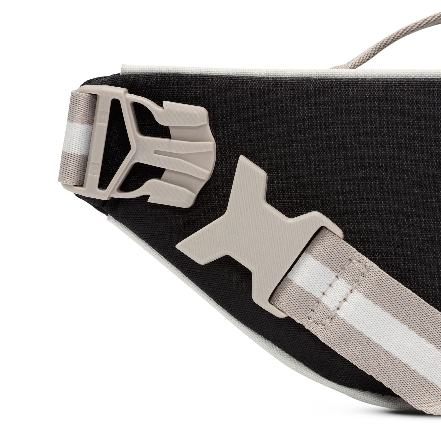 NIKE Heritage Retro Unisex Waistpack - Supersports Thailand Supersports Thailand