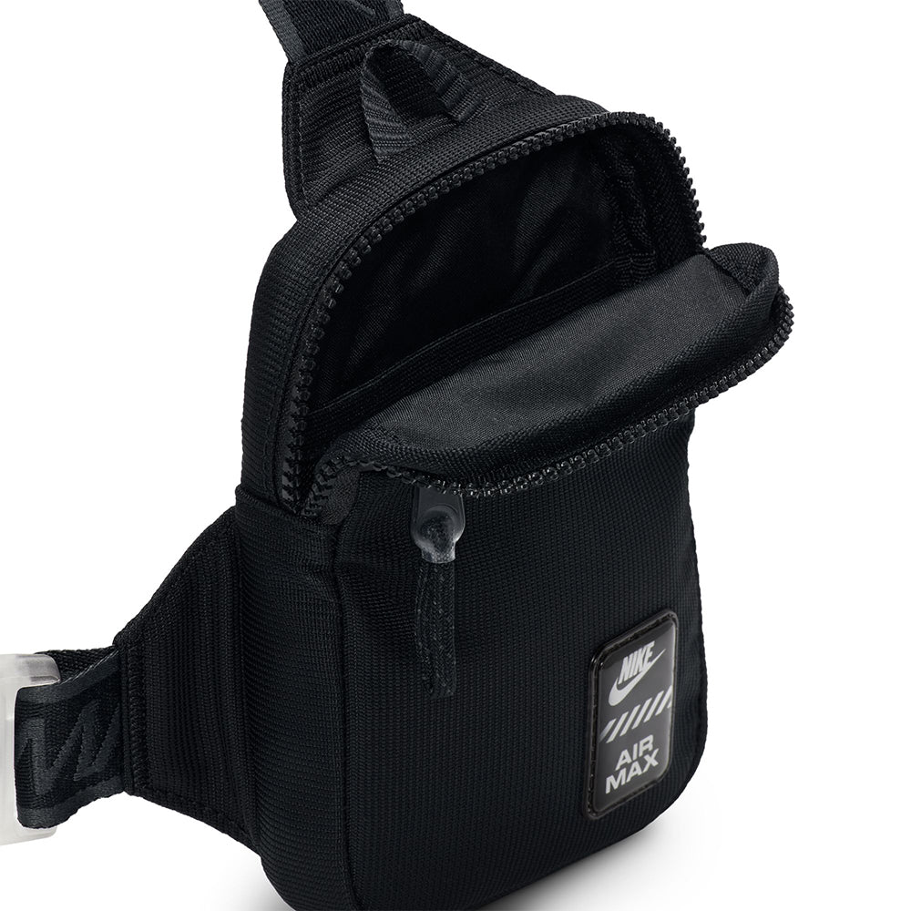 NIKE Sportswear Essentials กระเป๋าสะพายข้างผู้ใหญ่