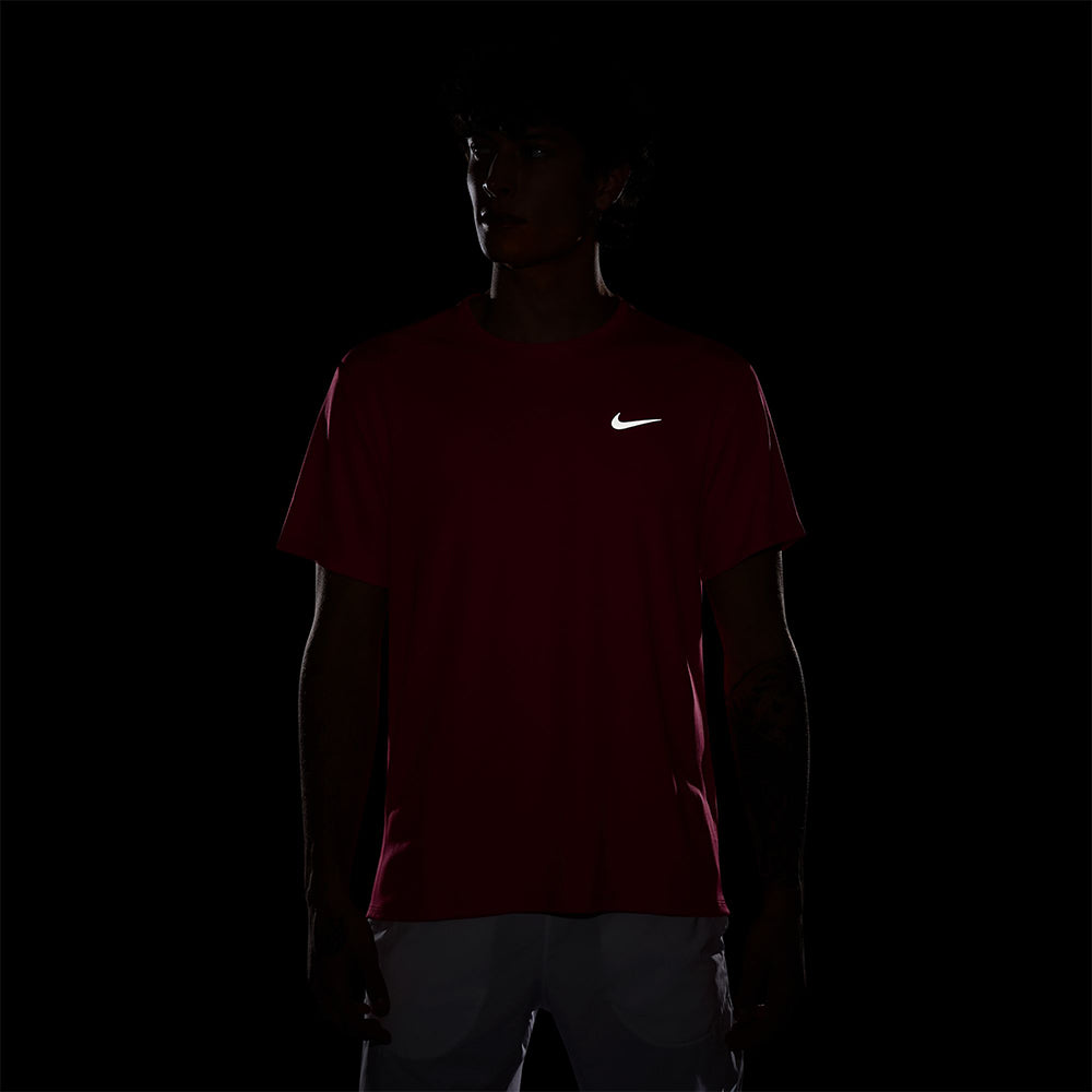 NIKE Dri-FIT UV Miler Men's Running T-Shirt - Supersports Thailand Supersports Thailand