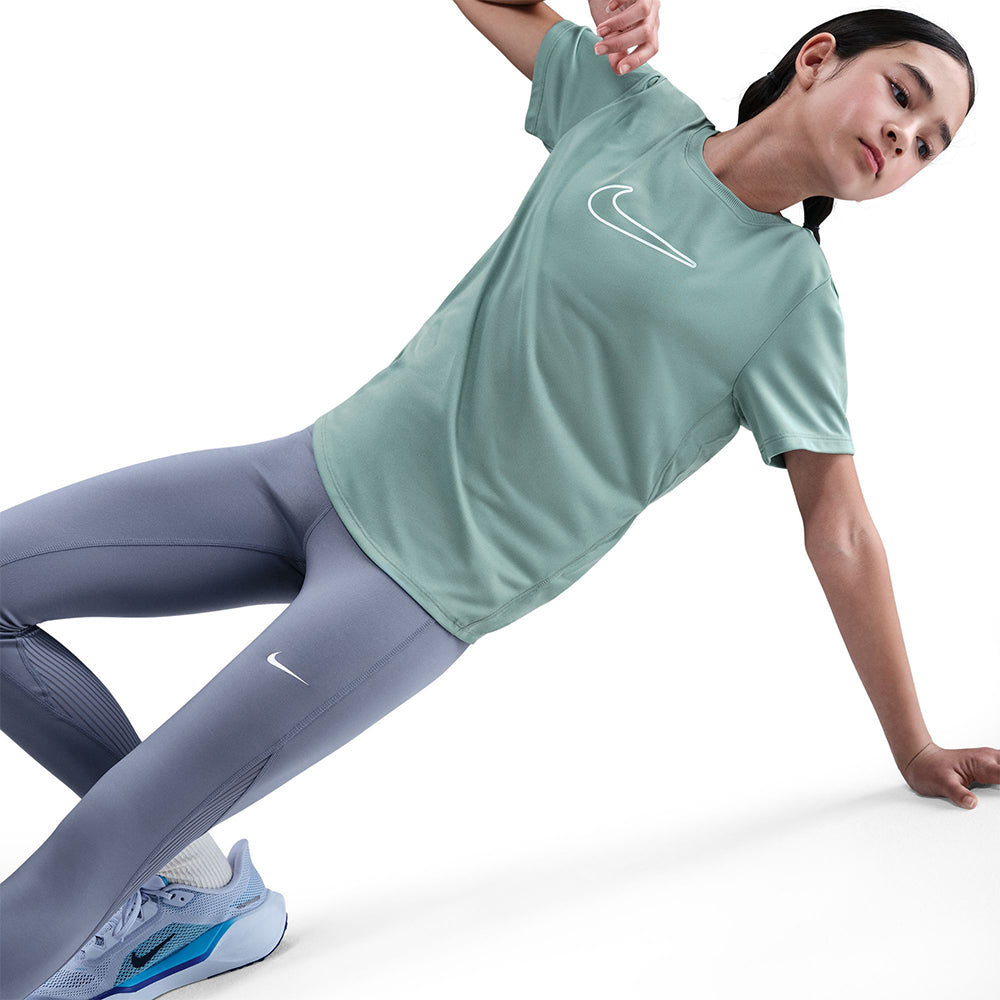 NIKE One Fitted เสื้อยืดเด็กผู้หญิง