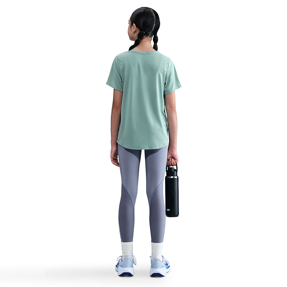 NIKE One Fitted เสื้อยืดเด็กผู้หญิง
