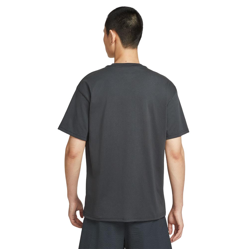 NIKE Sportswear เสื้อยืดผู้ชาย