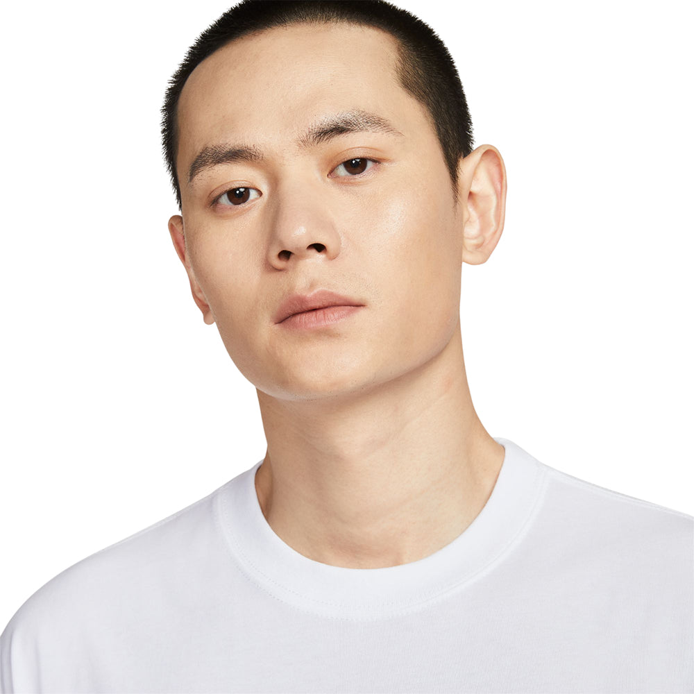 NIKE Sportswear เสื้อยืดผู้ชาย