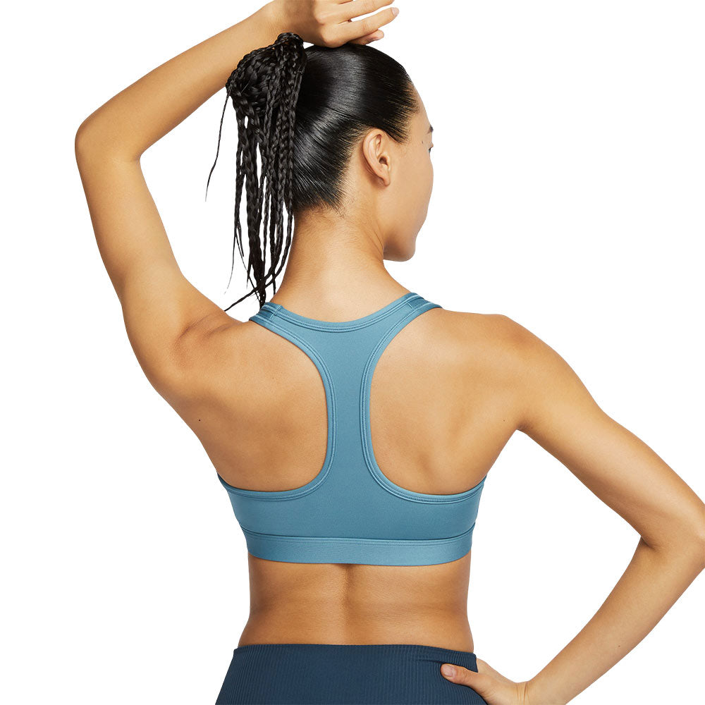 NIKE Swoosh Medium Support สปอร์ตบราผู้หญิง