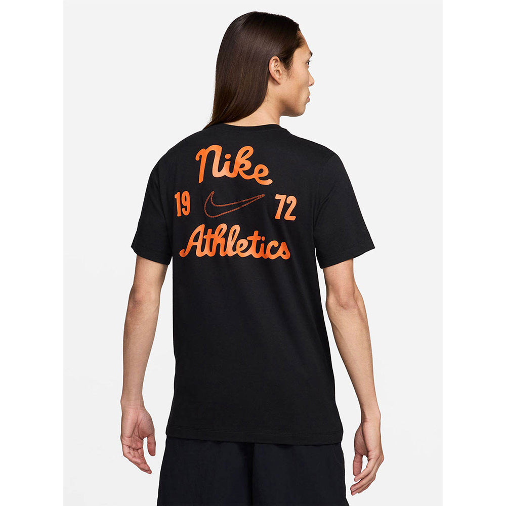 NIKE Sportswear เสื้อยืดผู้ชาย