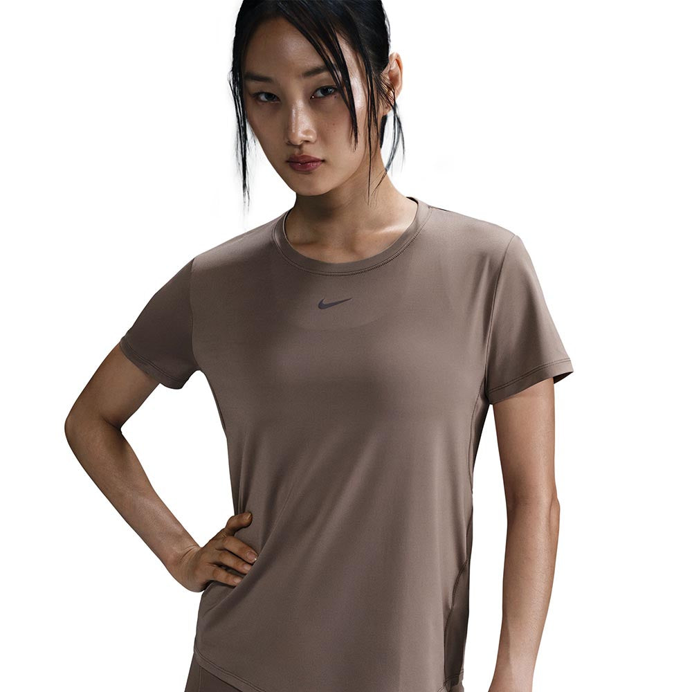 NIKE One Classic Women's Training T-Shirt