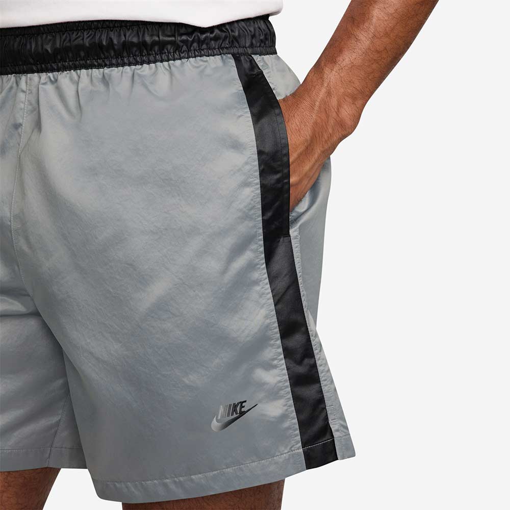 NIKE Sportswear Club Flow กางเกงลำลองขาสั้นผู้ชาย