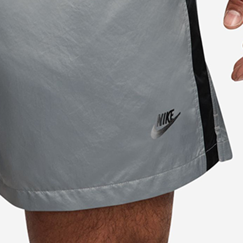 NIKE Sportswear Club Flow กางเกงลำลองขาสั้นผู้ชาย