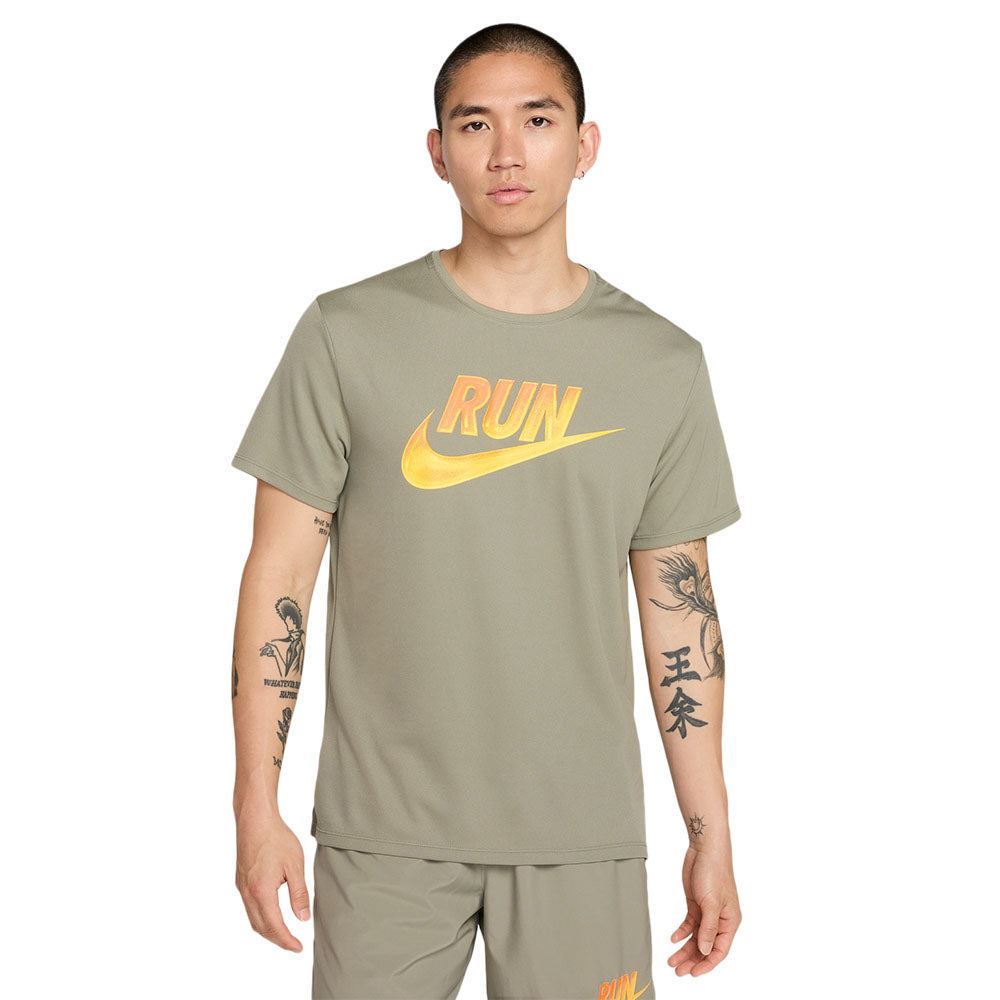 NIKE Miler Run Energy Men's Running T-Shirt