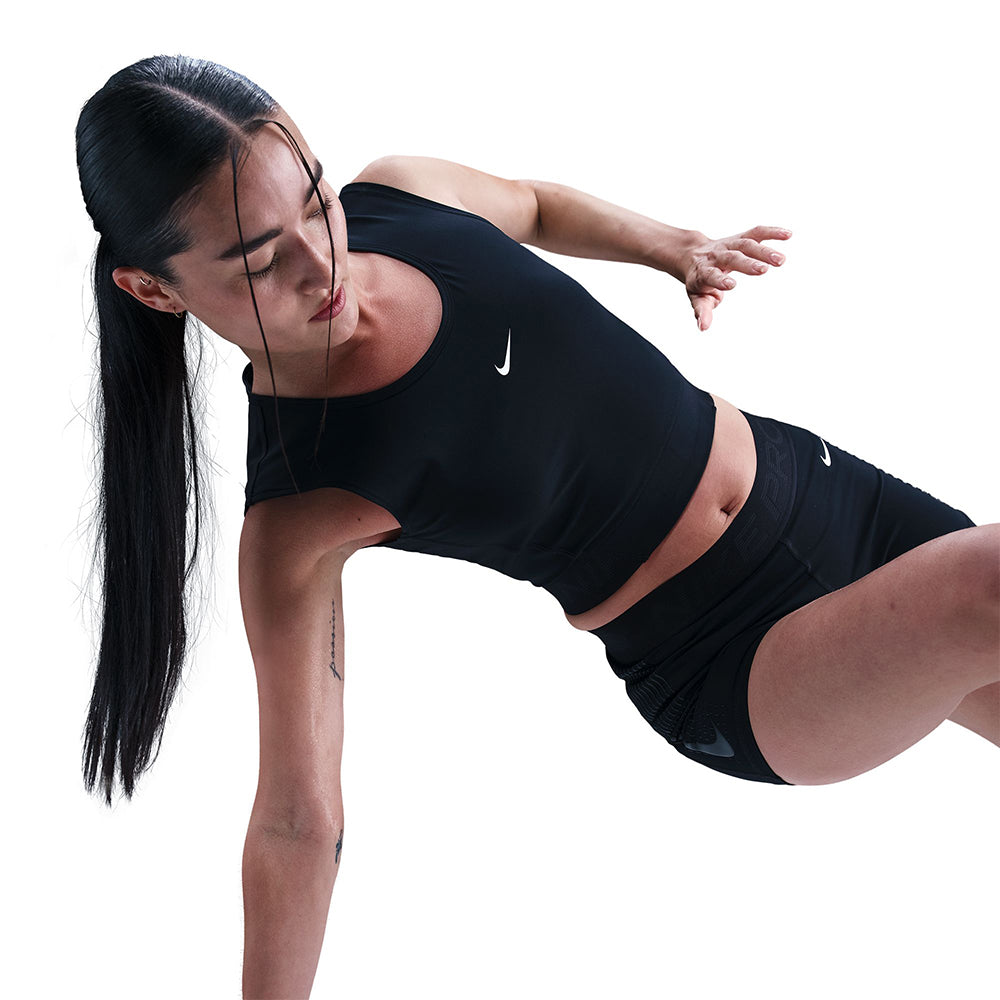 NIKE Pro Dri-FIT เสื้อกล้ามออกกำลังกายผู้หญิง