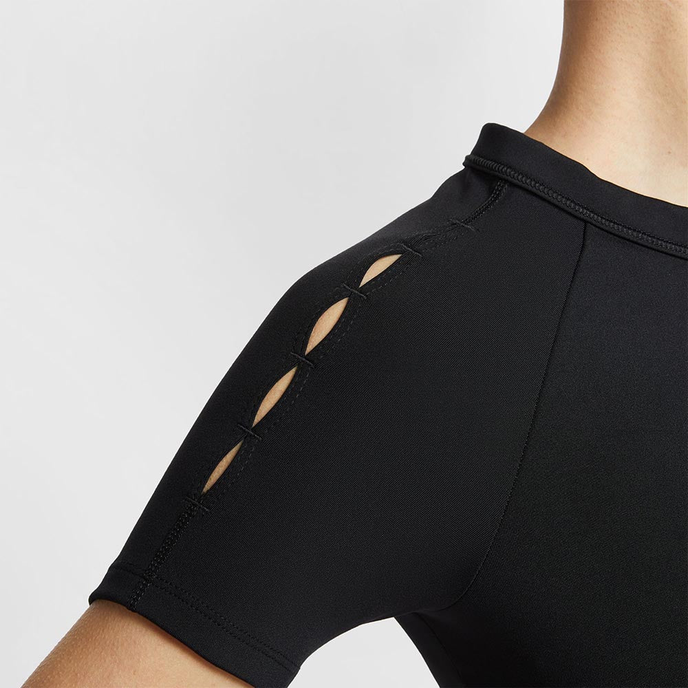 NIKE Dri-FIT One Fitted Cropped Women's Training T-Shirt