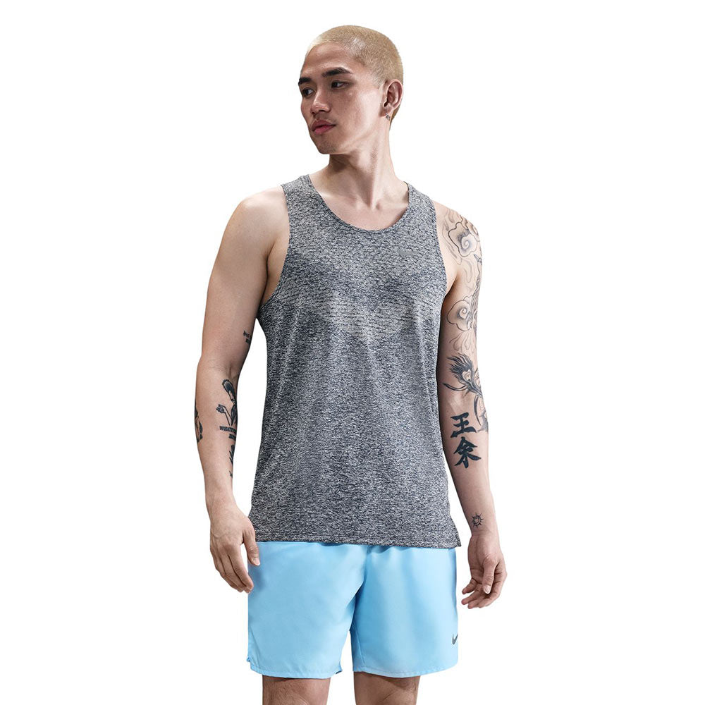 NIKE Stride Men's Running Tank