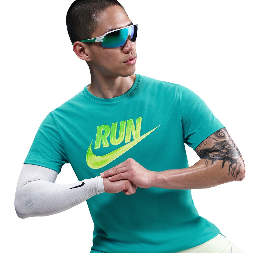 NIKE Miler Run Energy เสื้อวิ่งผู้ชาย