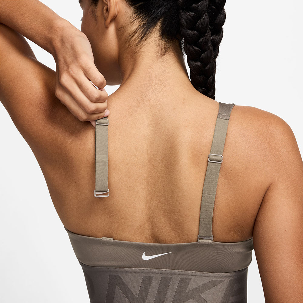 NIKE Pro Indy Plunge สปอร์ตบราผู้หญิง