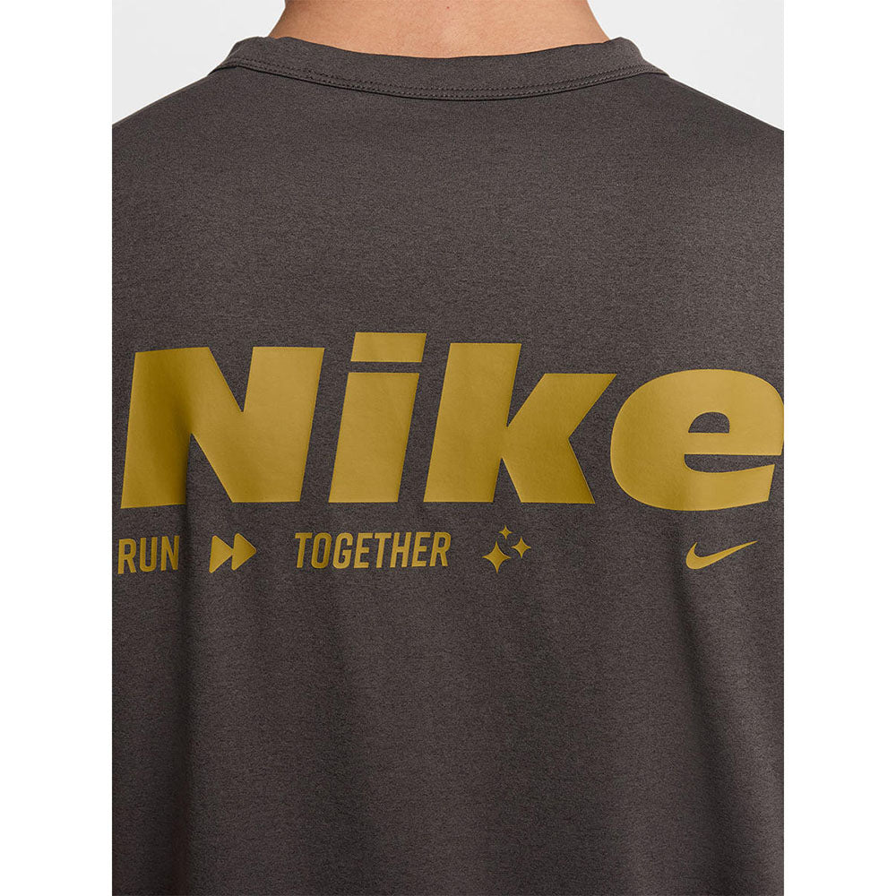 NIKE Dri-FIT UV Hyverse Men's Training T-Shirt