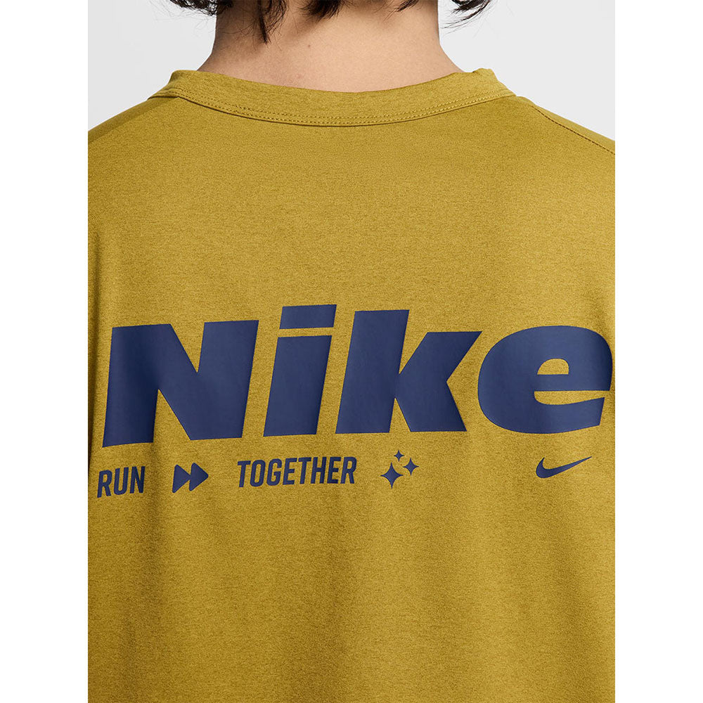 NIKE Dri-FIT UV Hyverse Men's Training T-Shirt