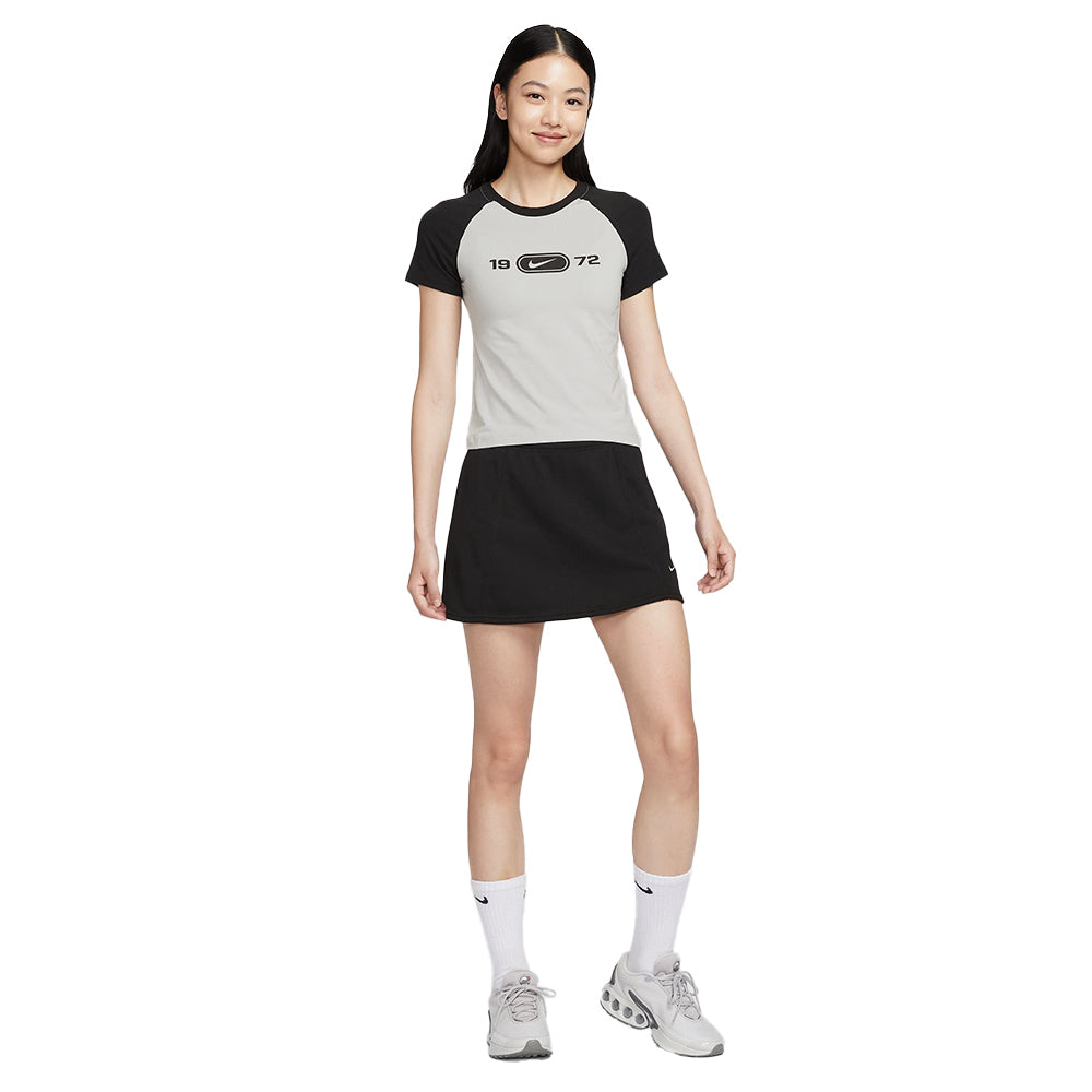 NIKE Sportswear Chill Knit Slim Graphic Women's T-Shirt - Supersports Thailand Supersports Thailand