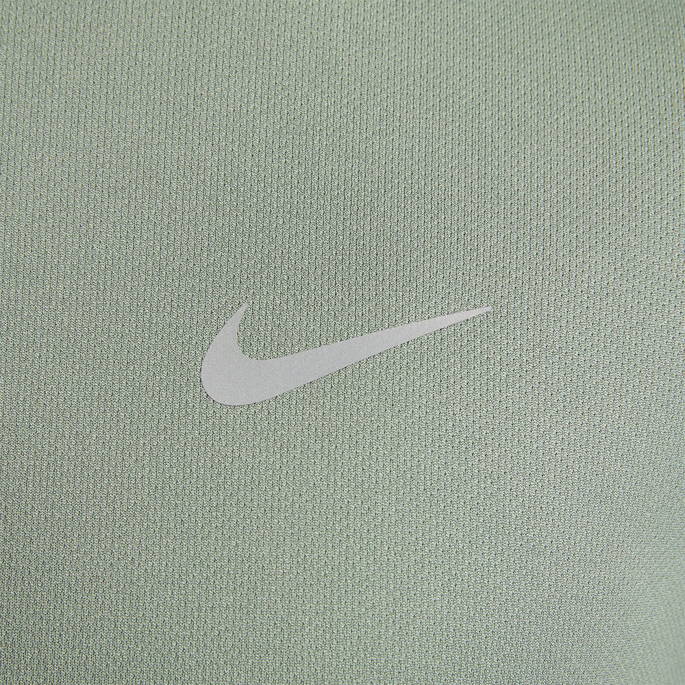 NIKE Dri-FIT UV Miler เสื้อวิ่งผู้ชาย