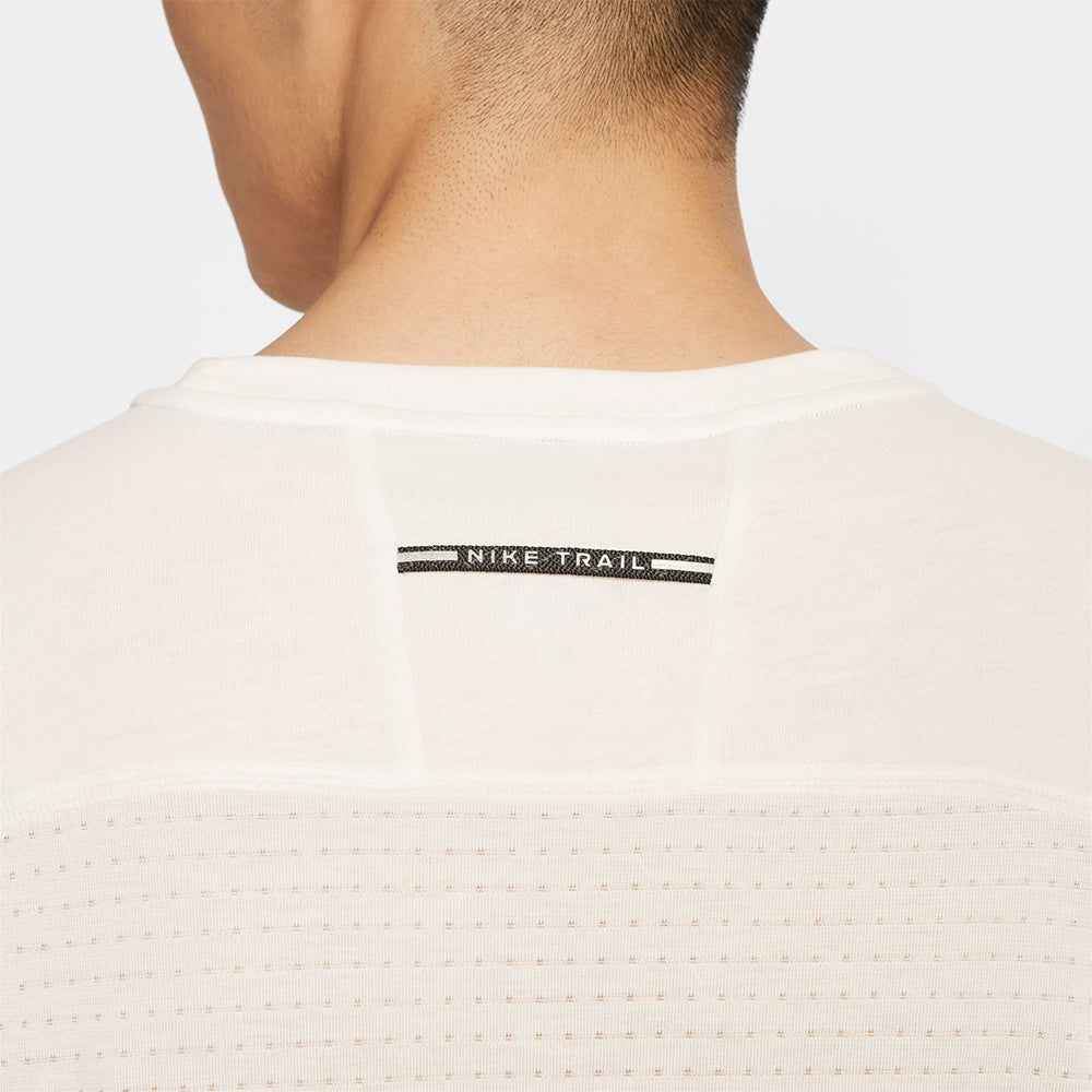 NIKE Trail Solar Chase Men's Running T-Shirt