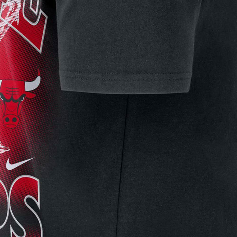 NIKE Chicago Bulls Courtside เสื้อยืดผู้ชาย