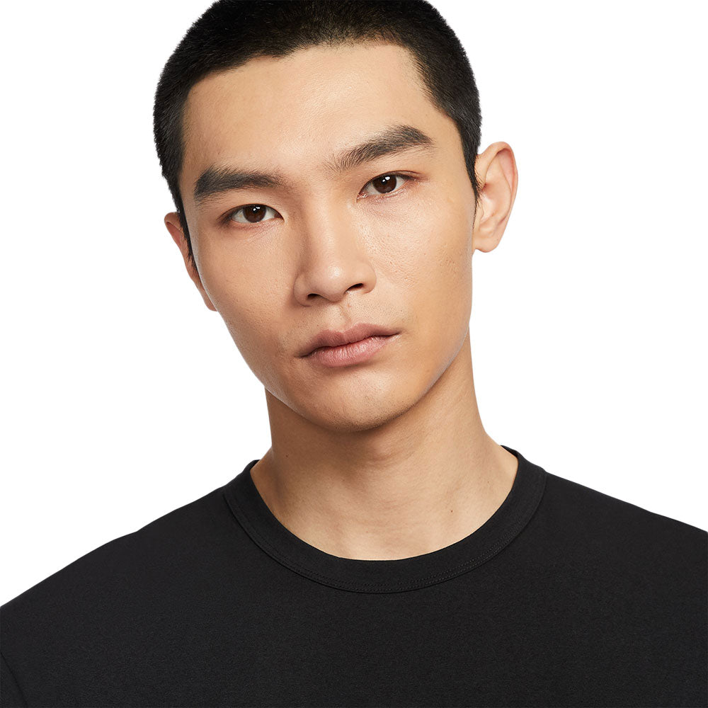 NIKE Dri-FIT UV Hyverse เสื้อออกกำลังกายผู้ชาย