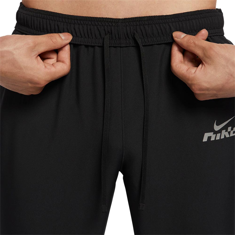 NIKE Challenger Flash กางเกงวิ่งขายาวผู้ชาย