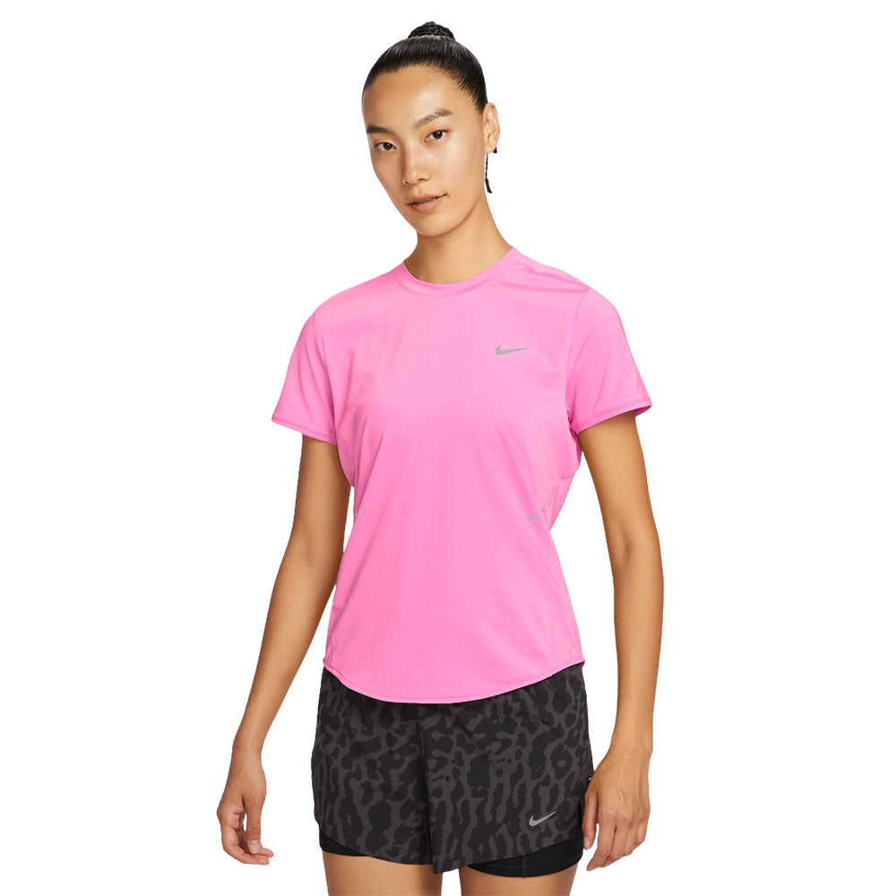 NIKE Swift เสื้อวิ่งผู้หญิง