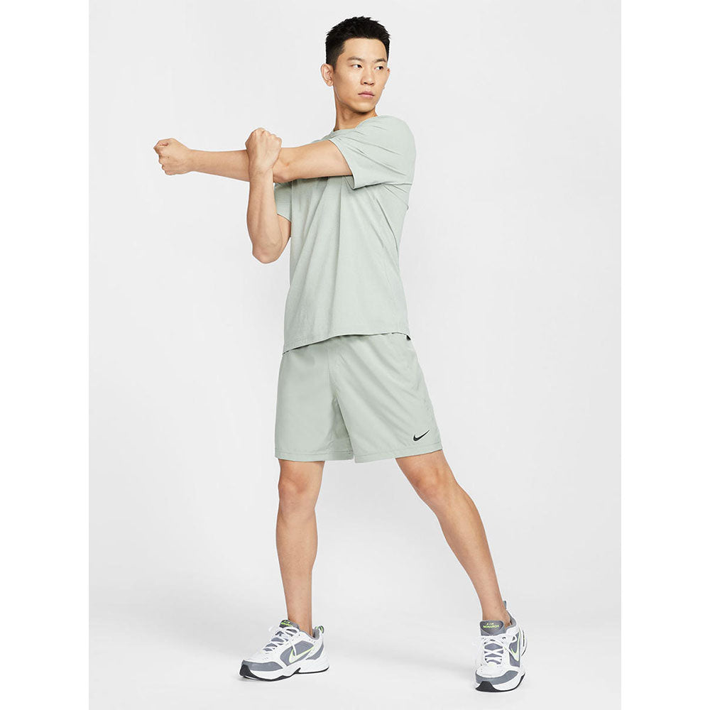 NIKE Dri-FIT Form กางเกงออกกำลังกายขาสั้นผู้ชาย