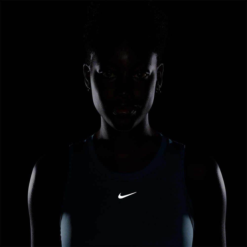 NIKE One Classic เสื้อกล้ามออกกำลังกายผู้หญิง