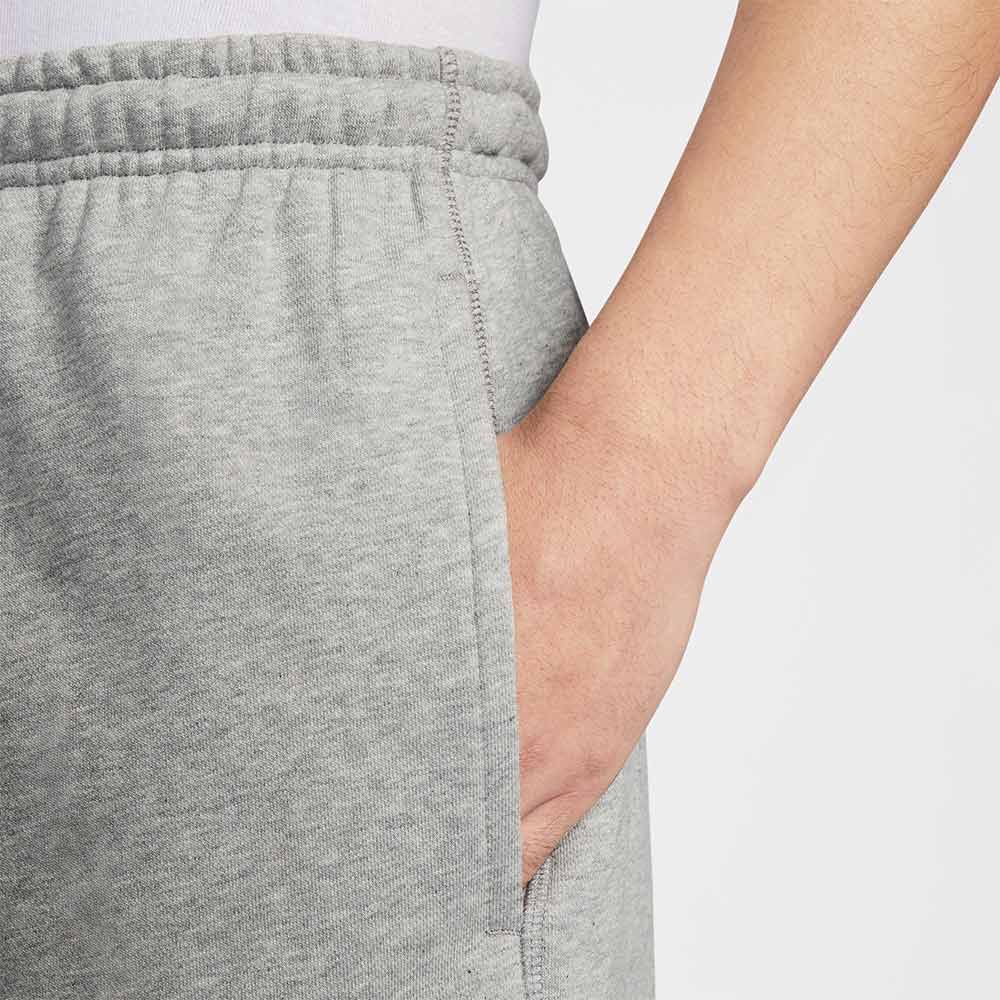 NIKE Club กางเกงลำลองขาสั้นผู้ชาย