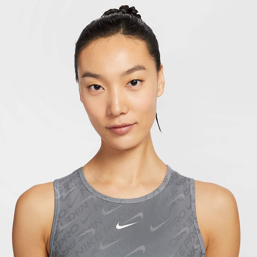 NIKE Dri-FIT Pro Cropped Printed เสื้อกล้ามออกกำลังกายผู้หญิง