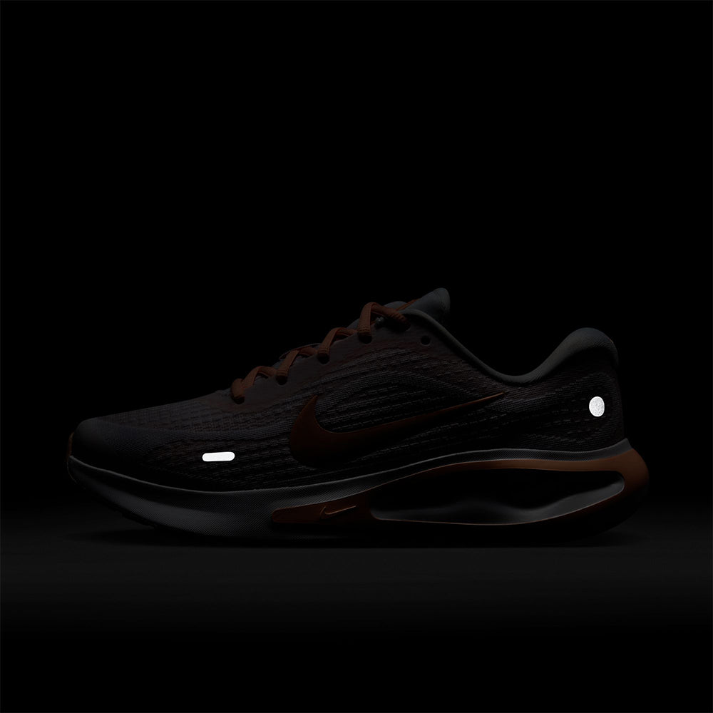 NIKE Journey Run รองเท้าวิ่งผู้หญิง