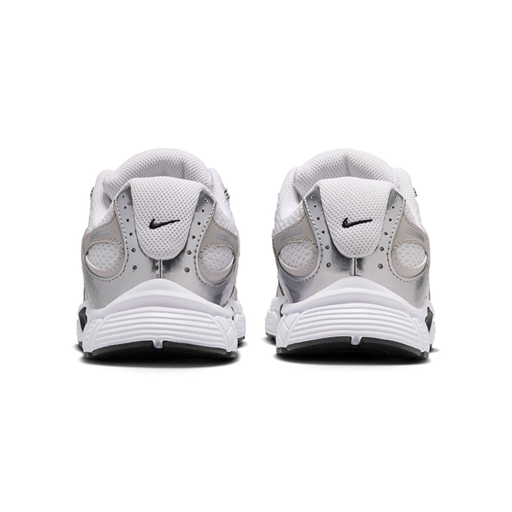 NIKE V5 RNR Boys Running Shoes