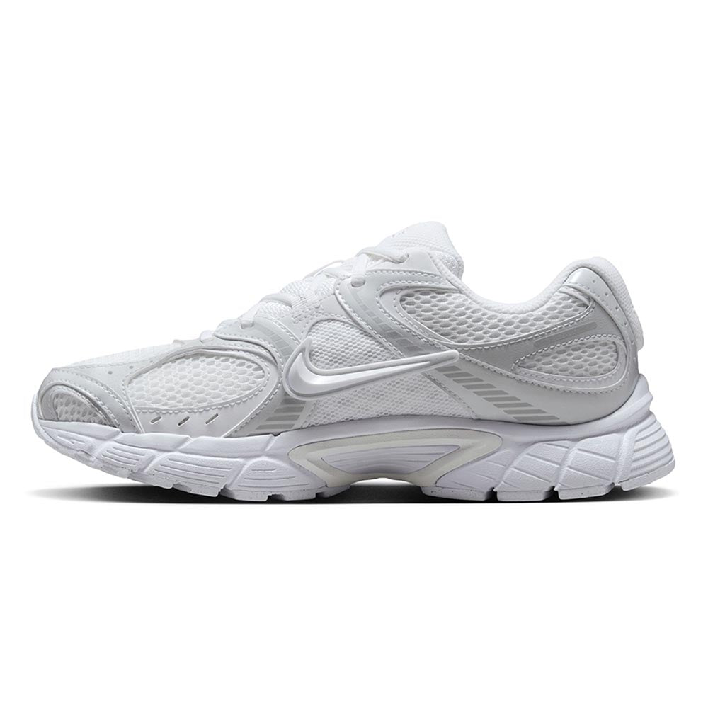 NIKE V5 RNR รองเท้าลำลองผู้หญิง