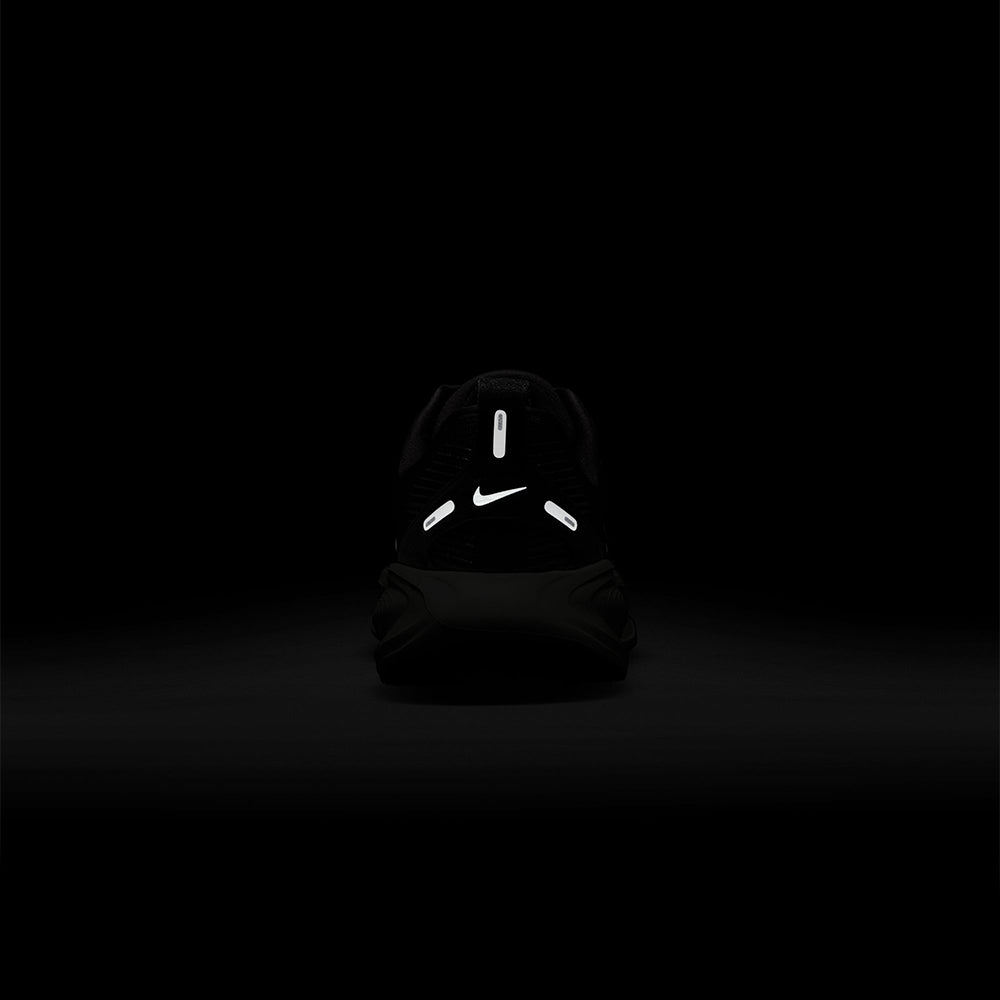 NIKE Vomero 18 รองเท้าวิ่งเด็ก