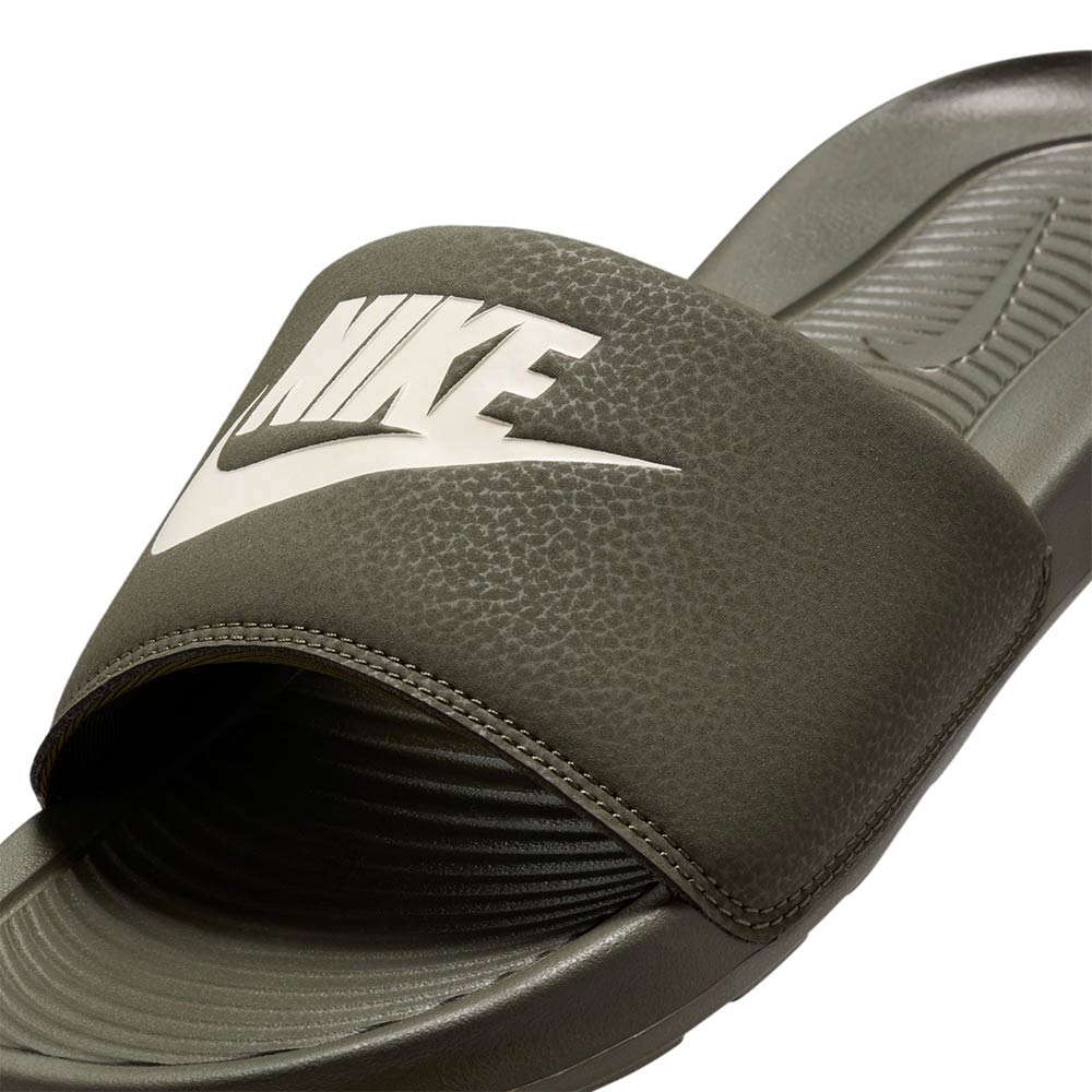 NIKE Victori One รองเท้าแตะผู้ชาย