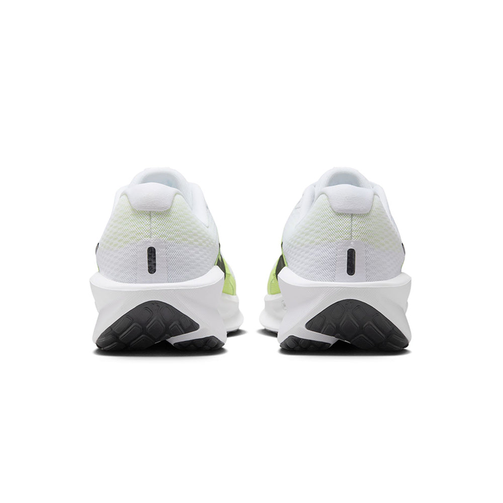 NIKE Downshifter 13 รองเท้าวิ่งผู้ชาย