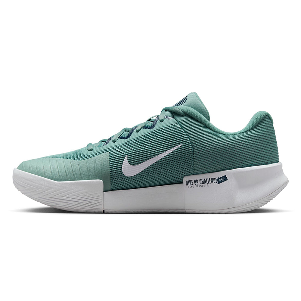 NIKE GP Challenge Pro Men's Tennis Shoes