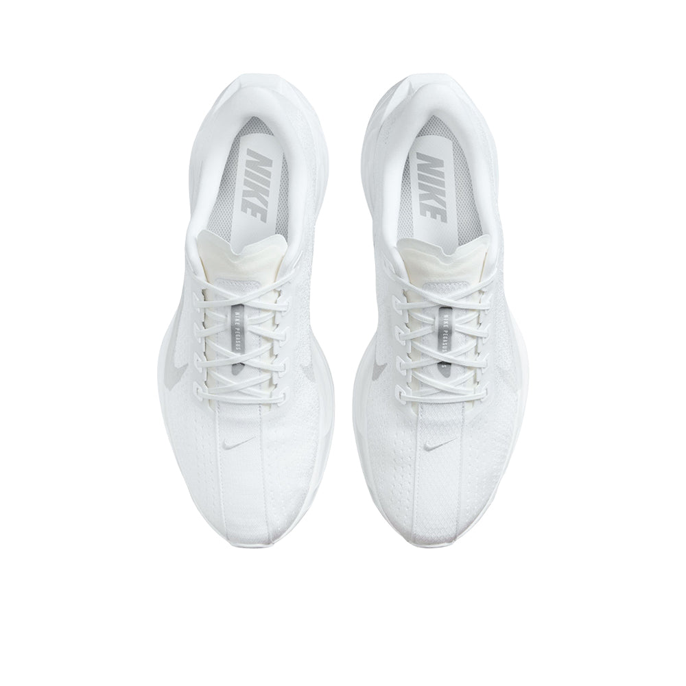NIKE Pegasus Plus รองเท้าวิ่งผู้ชาย