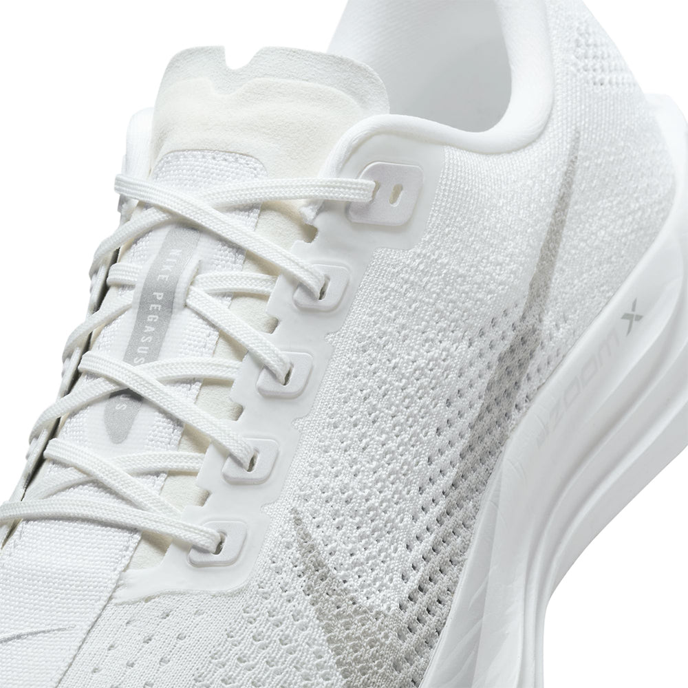 NIKE Pegasus Plus รองเท้าวิ่งผู้ชาย