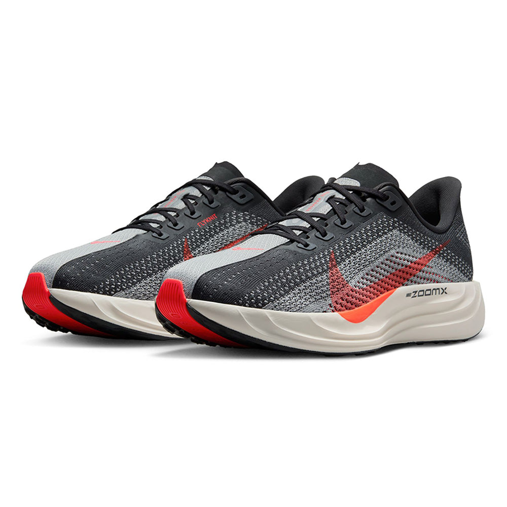 NIKE Pegasus Plus รองเท้าวิ่งผู้ชาย