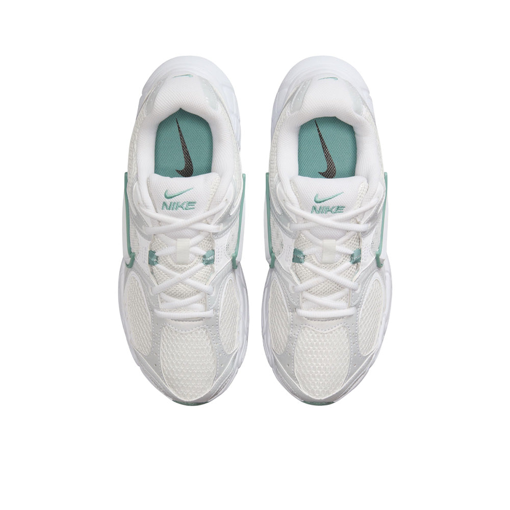 NIKE V5 RNR รองเท้าลำลองผู้หญิง