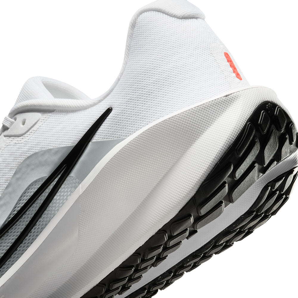 NIKE Downshifter 13 รองเท้าวิ่งผู้ชาย