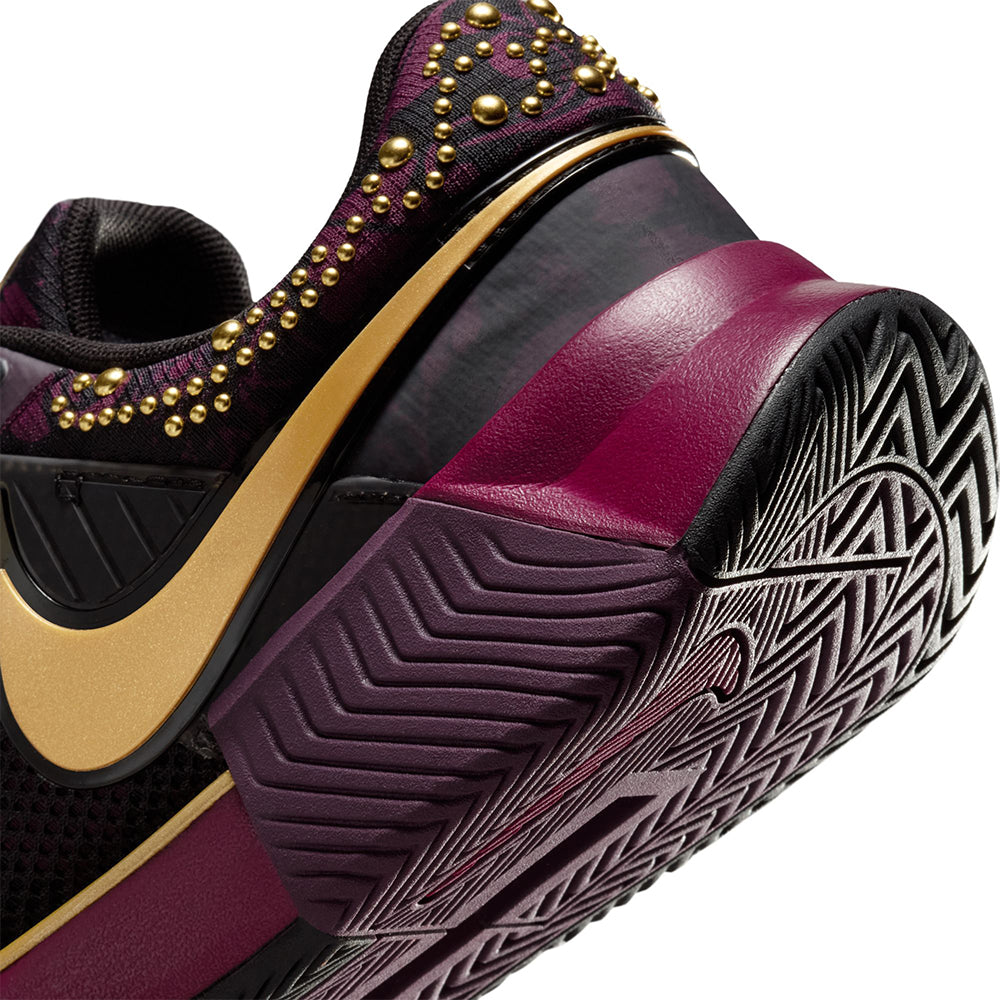 NIKE GP Challenge 1 "Naomi Osaka" Women's Tennis Shoes - Supersports Thailand Supersports Thailand
