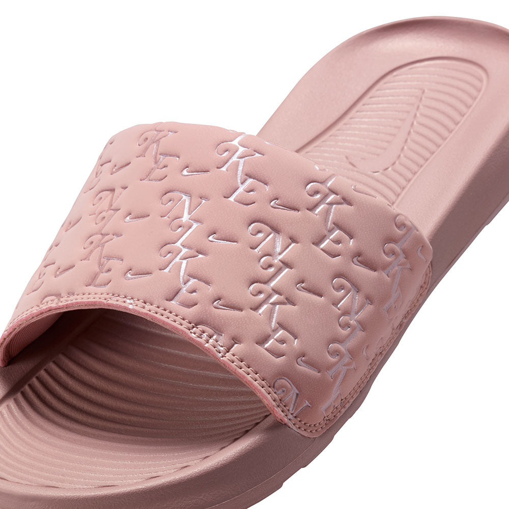 NIKE Victori One รองเท้าแตะผู้หญิง